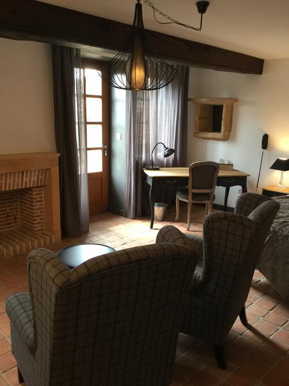 Hotel Contact Le Savigny &
