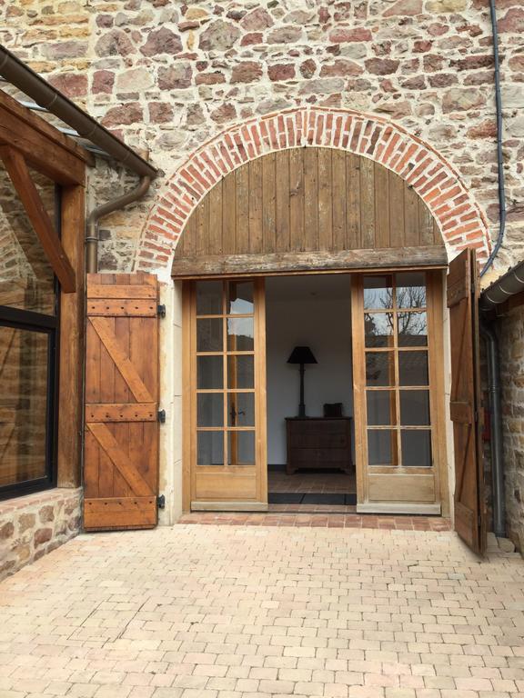 Hotel Contact Le Savigny & 3*